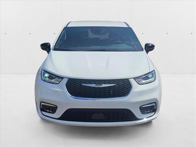new 2025 Chrysler Pacifica car, priced at $39,292