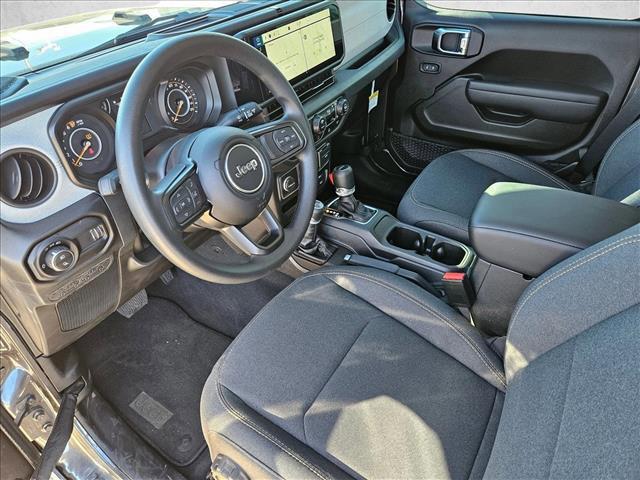 new 2025 Jeep Gladiator car, priced at $39,380