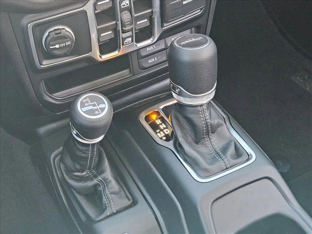 new 2025 Jeep Gladiator car, priced at $39,380