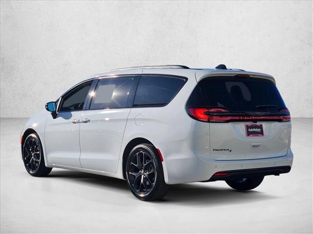 new 2026 Chrysler Pacifica car, priced at $40,193