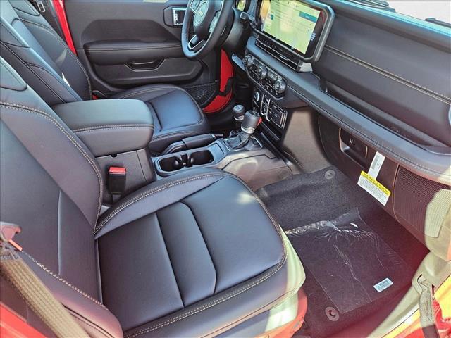 new 2025 Jeep Gladiator car, priced at $41,812