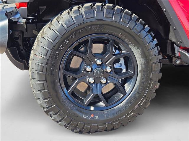 new 2025 Jeep Gladiator car, priced at $41,812