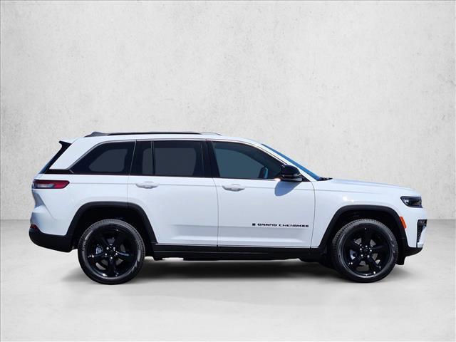 new 2026 Jeep Grand Cherokee car, priced at $43,933