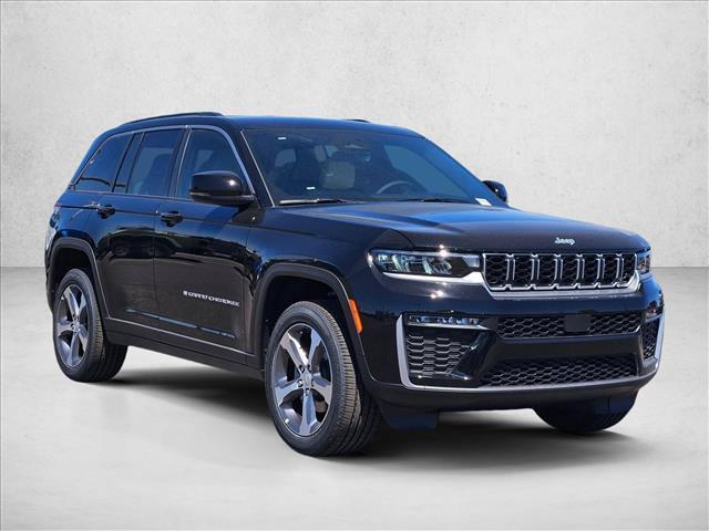 new 2026 Jeep Grand Cherokee car, priced at $40,966