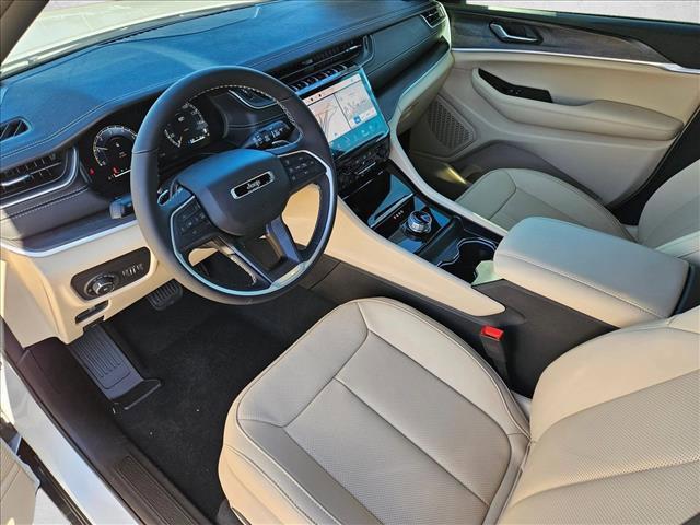 new 2025 Jeep Grand Cherokee car, priced at $41,387