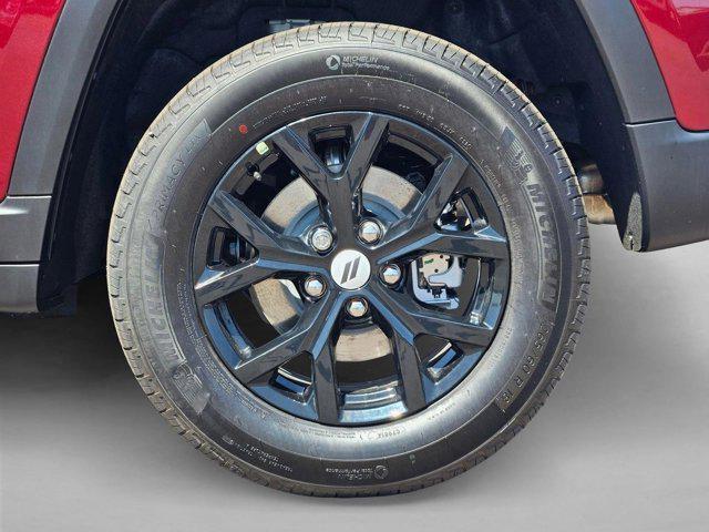 new 2026 Jeep Grand Cherokee car, priced at $43,650