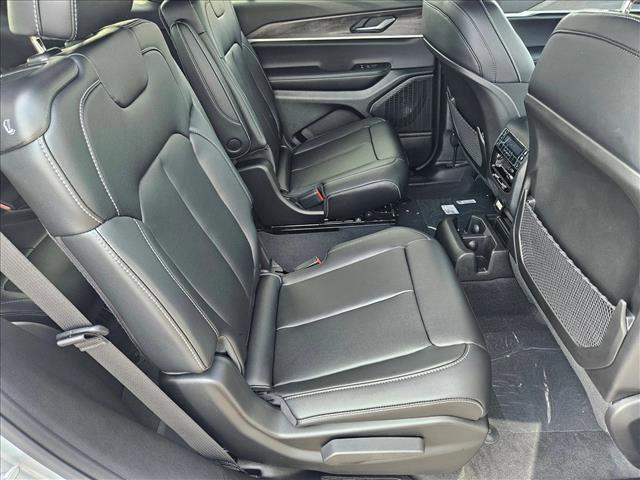 new 2025 Jeep Grand Cherokee L car, priced at $40,322