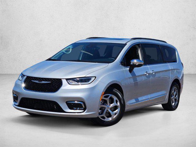 used 2023 Chrysler Pacifica car, priced at $35,156