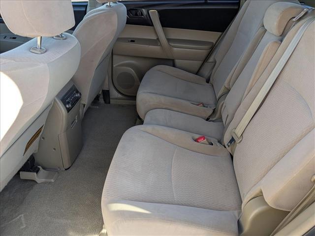 used 2010 Toyota Highlander car, priced at $10,380