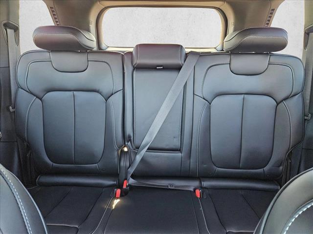 new 2025 Jeep Grand Cherokee car, priced at $39,207