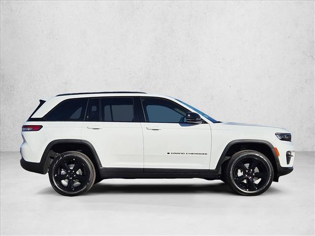 new 2025 Jeep Grand Cherokee car, priced at $39,207