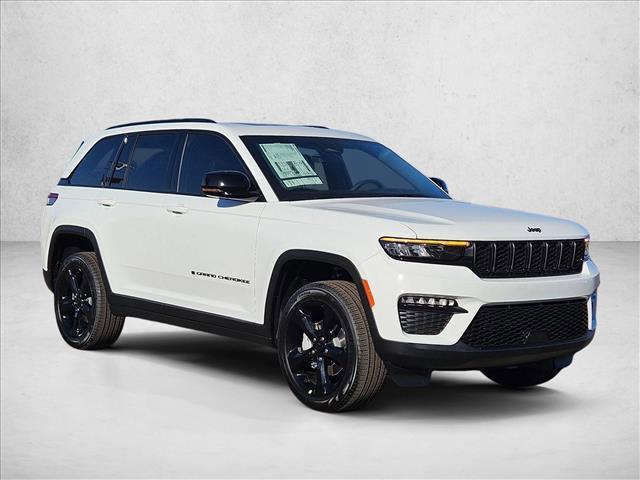 new 2025 Jeep Grand Cherokee car, priced at $39,207