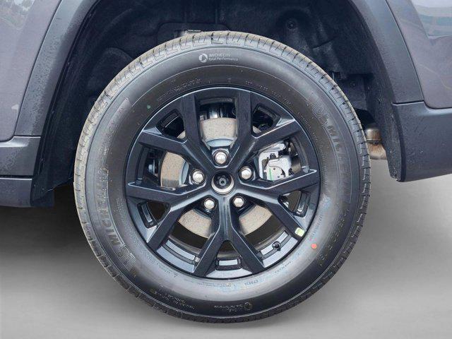 new 2026 Jeep Grand Cherokee car, priced at $45,082