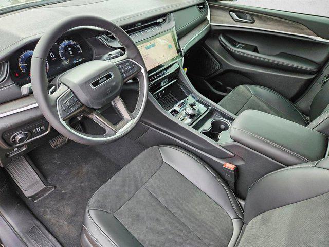 new 2026 Jeep Grand Cherokee car, priced at $45,082
