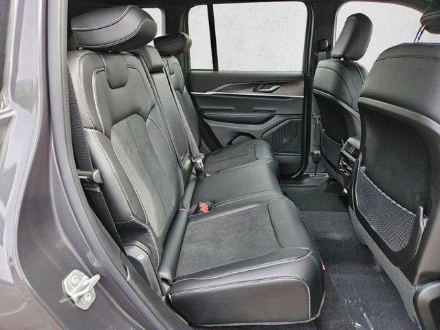 new 2026 Jeep Grand Cherokee car, priced at $45,082