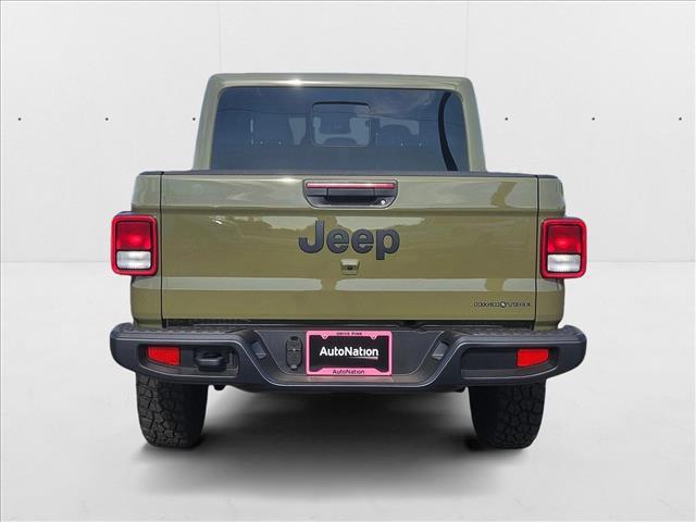 new 2025 Jeep Gladiator car, priced at $40,251