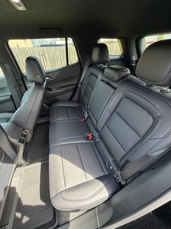 new 2026 Chevrolet Equinox car, priced at $36,115