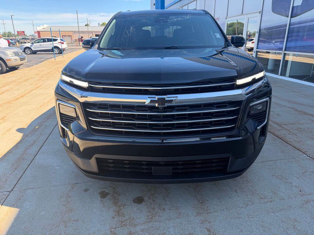 new 2026 Chevrolet Traverse car, priced at $50,240