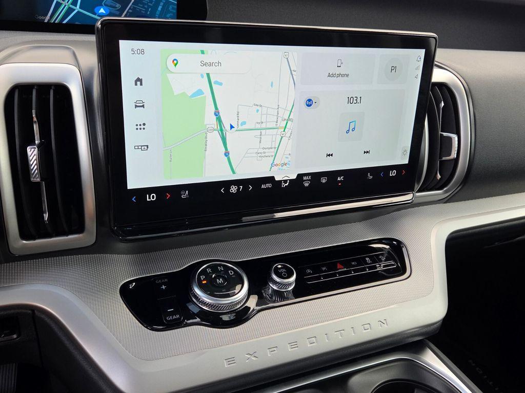 new 2025 Ford Expedition car, priced at $70,898