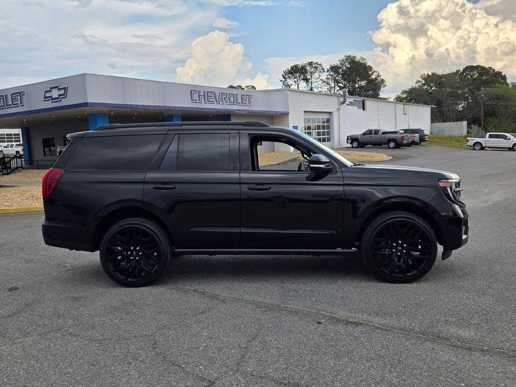 new 2026 Ford Expedition car, priced at $84,094