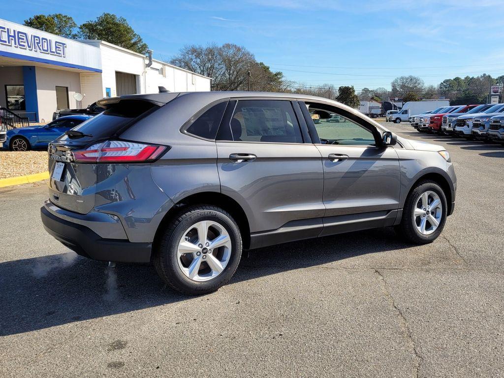 new 2024 Ford Edge car, priced at $30,599