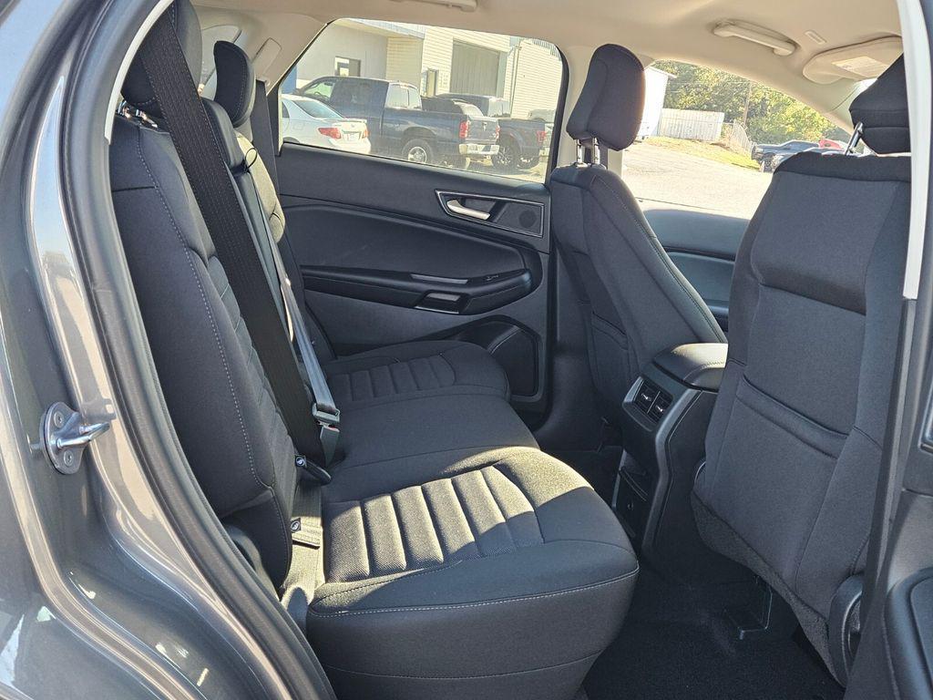 new 2024 Ford Edge car, priced at $28,878