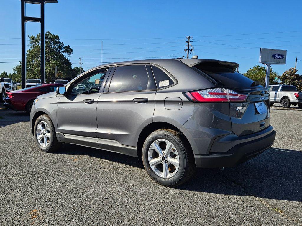 new 2024 Ford Edge car, priced at $28,878