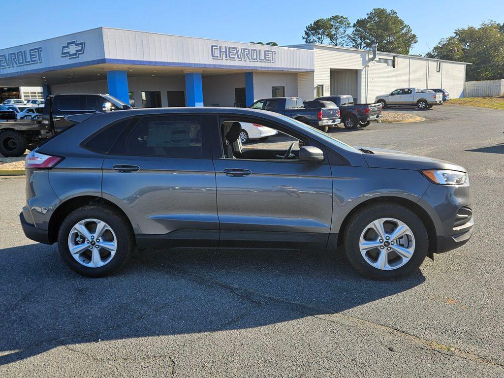 new 2024 Ford Edge car, priced at $28,878
