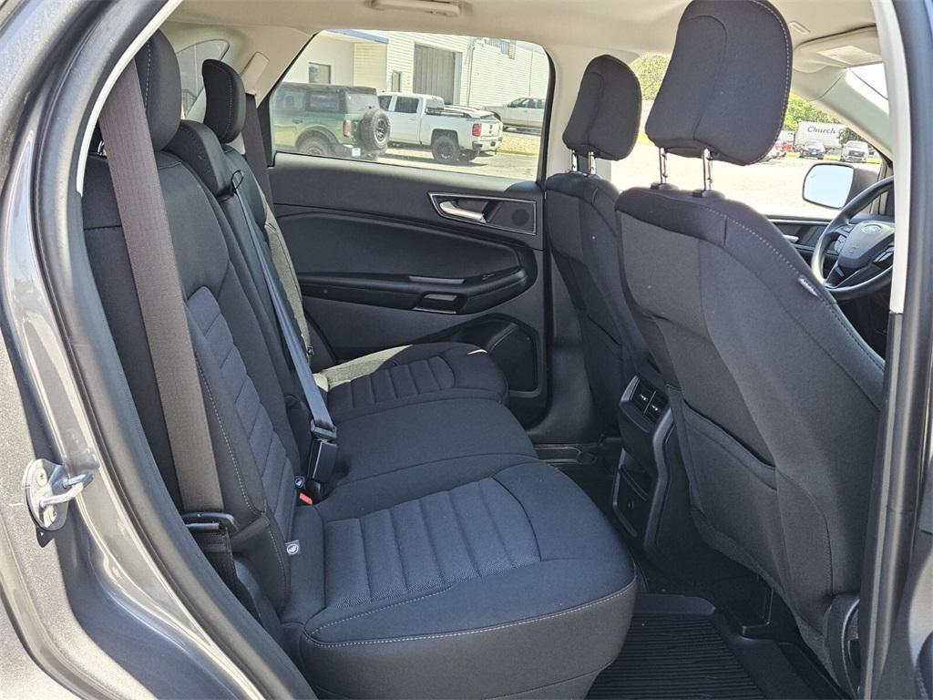 new 2024 Ford Edge car, priced at $32,000