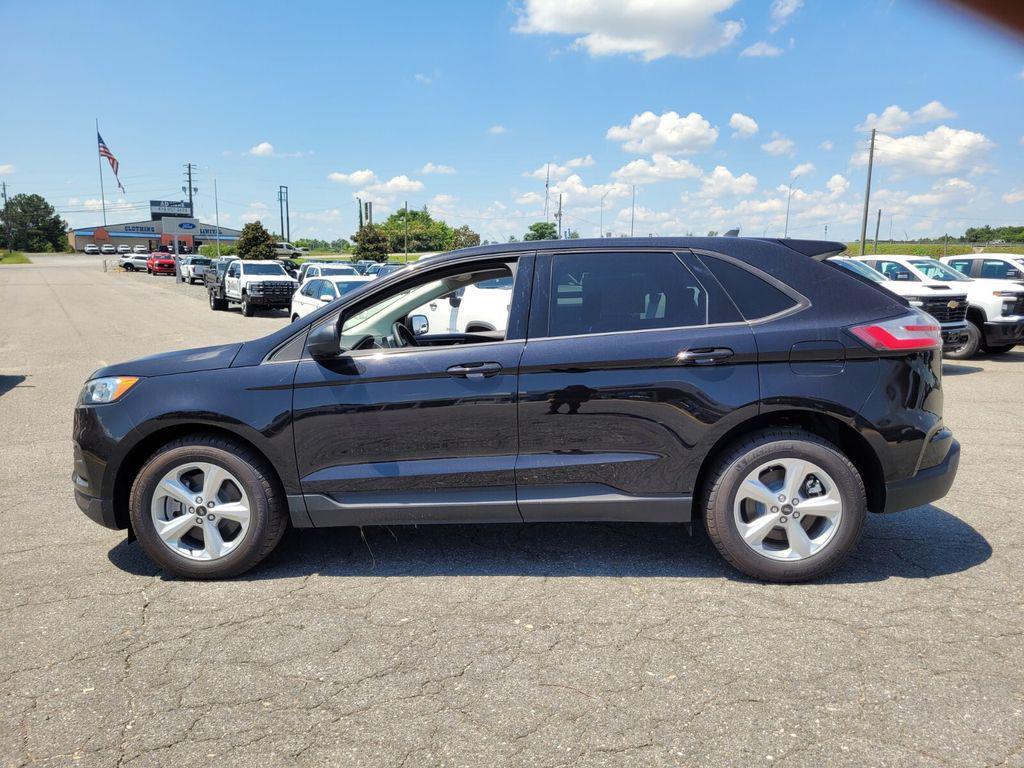 new 2024 Ford Edge car, priced at $30,599