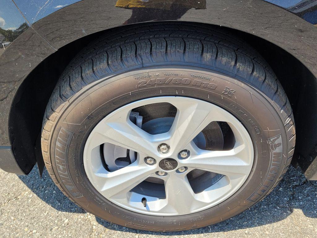new 2024 Ford Edge car, priced at $30,599