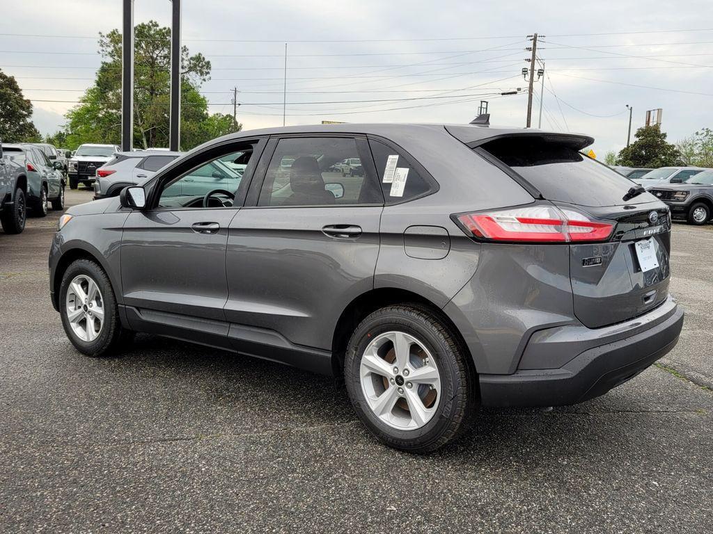 new 2024 Ford Edge car, priced at $30,599