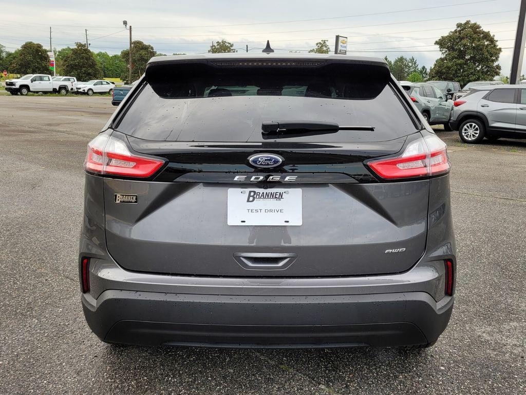 new 2024 Ford Edge car, priced at $30,599