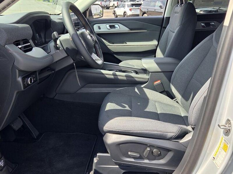 new 2026 Ford Explorer car, priced at $41,979