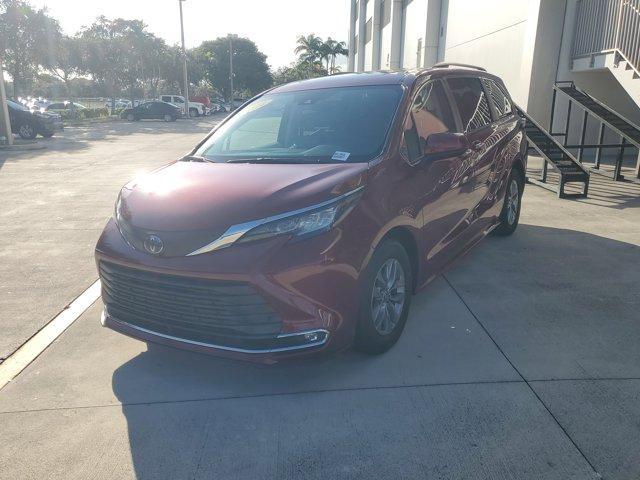 used 2022 Toyota Sienna car, priced at $31,997