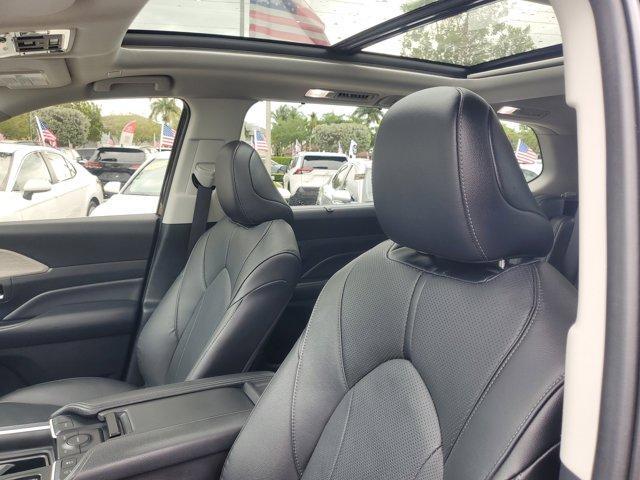 used 2025 Toyota Grand Highlander car, priced at $46,991