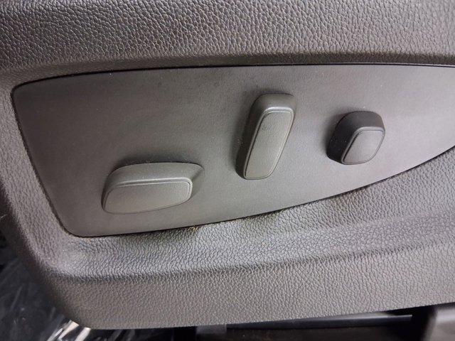 used 2016 GMC Yukon car, priced at $24,998