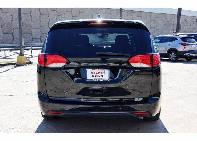 used 2019 Chrysler Pacifica car, priced at $18,988