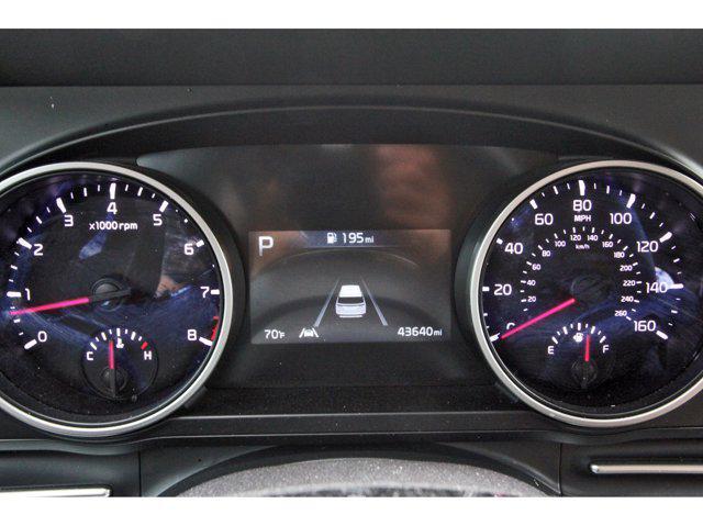 used 2024 Kia Carnival car, priced at $30,988