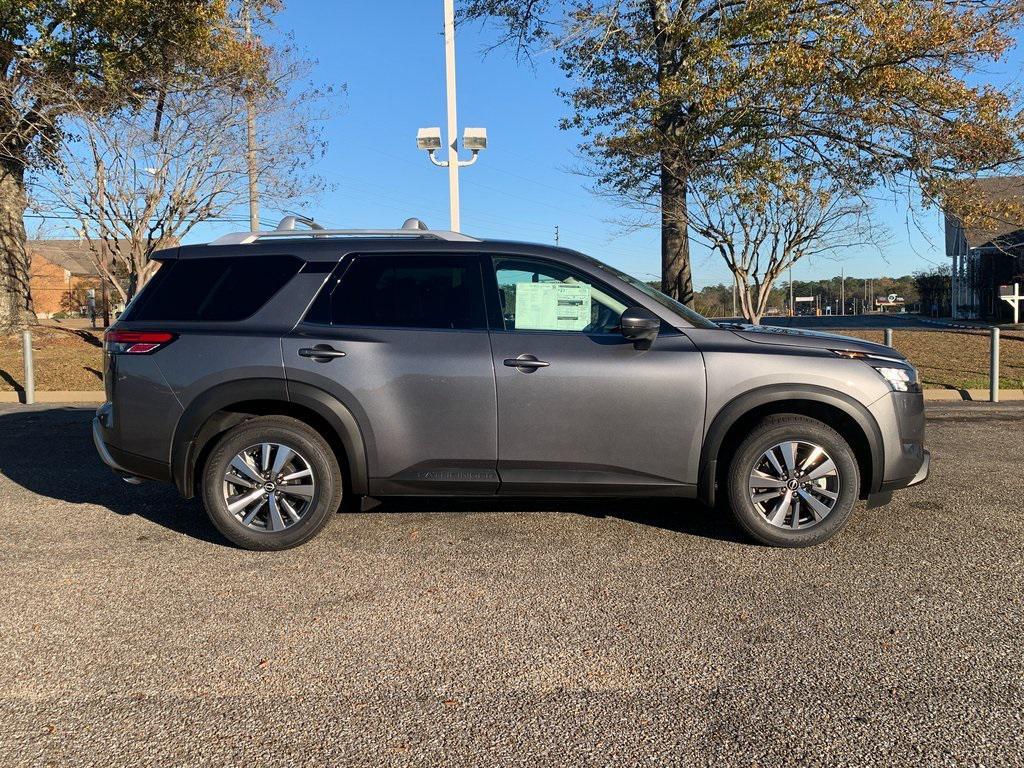 new 2025 Nissan Pathfinder car, priced at $37,806