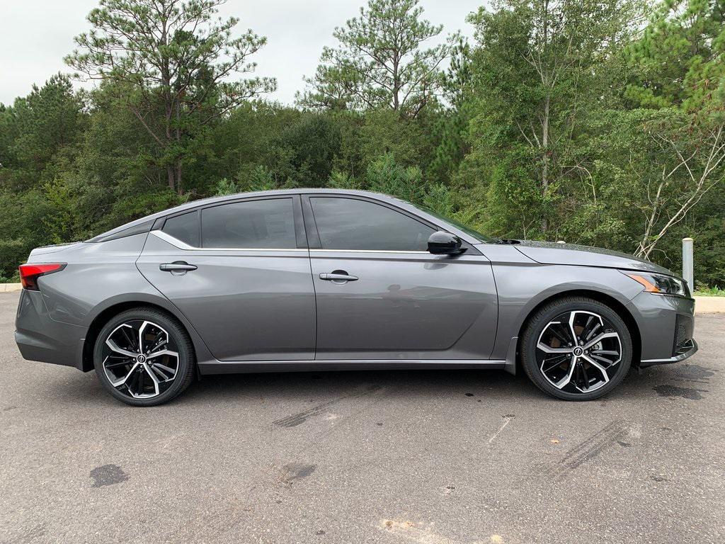new 2025 Nissan Altima car, priced at $29,708