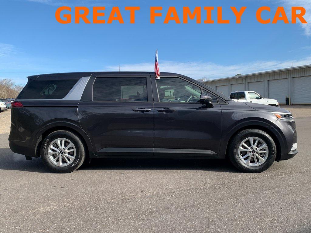 used 2022 Kia Carnival car, priced at $23,371