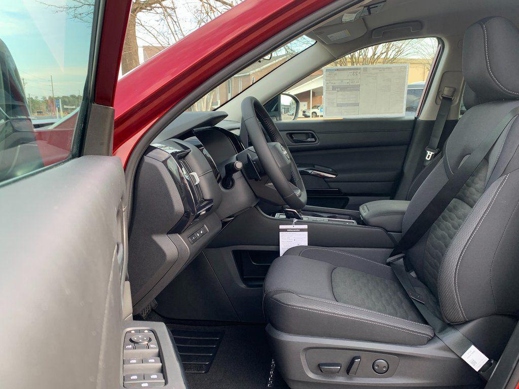 new 2026 Nissan Pathfinder car, priced at $40,101