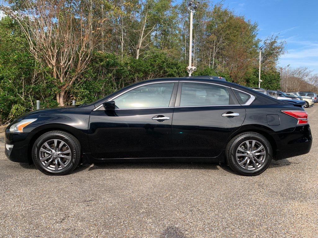 used 2015 Nissan Altima car, priced at $6,507