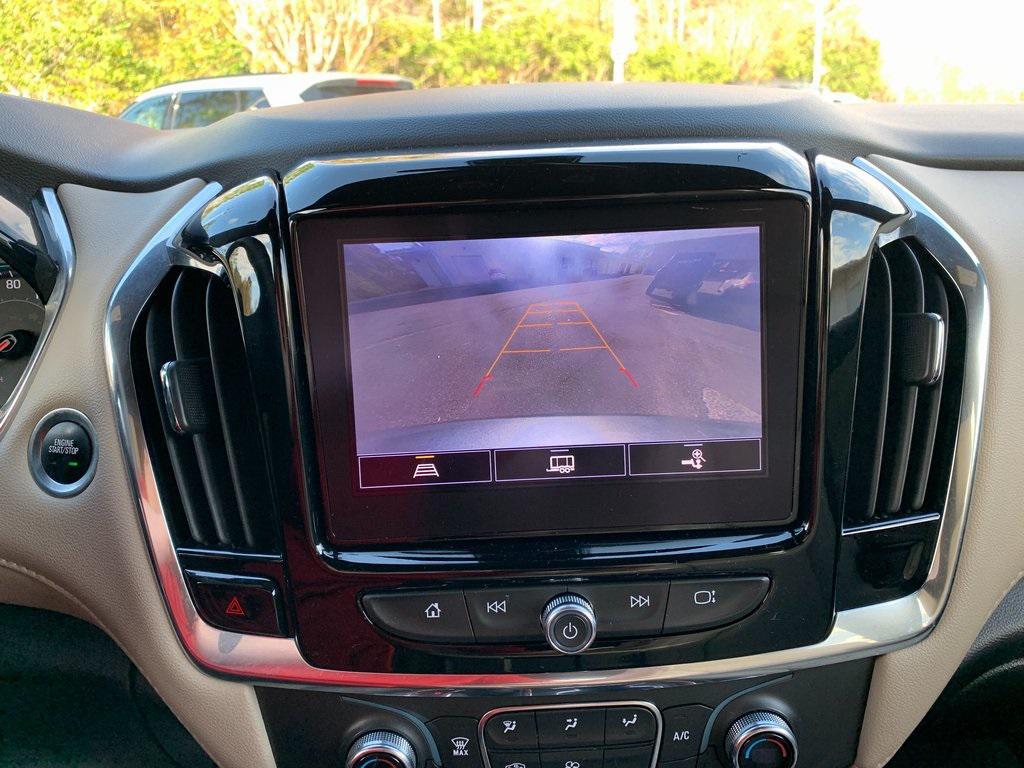 used 2023 Chevrolet Traverse car, priced at $24,813