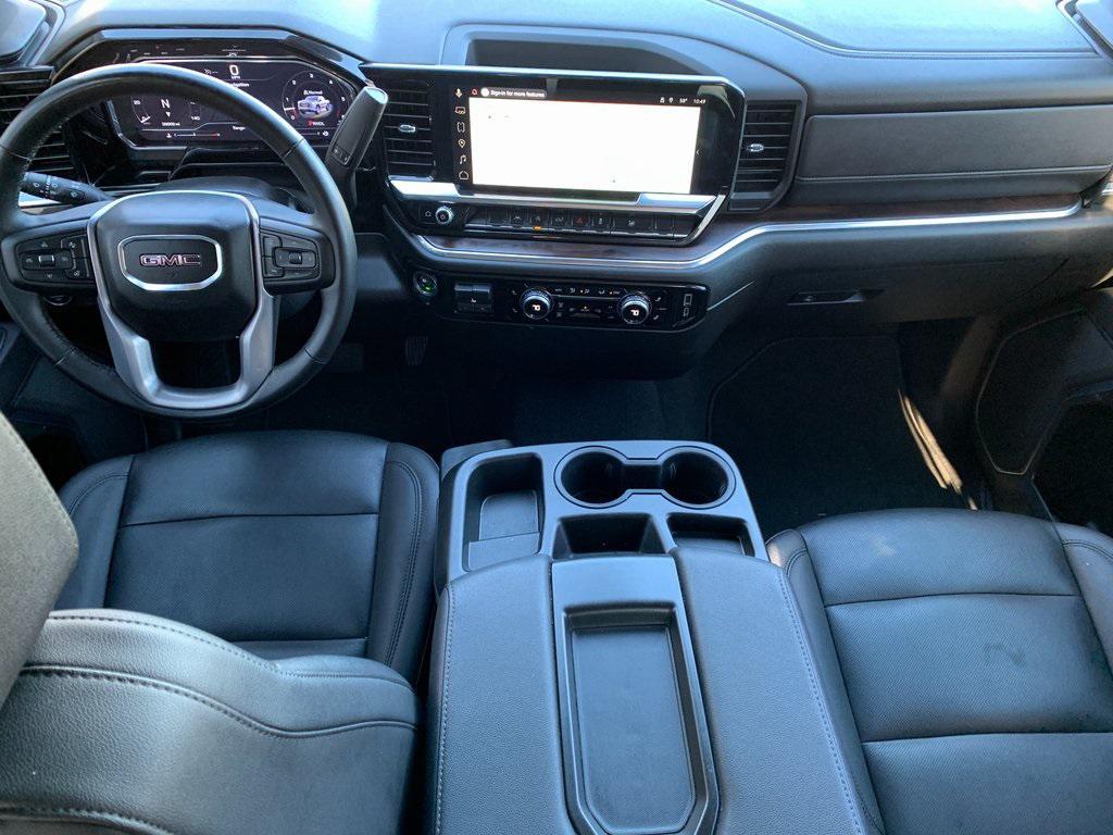 used 2025 GMC Sierra 1500 car, priced at $40,575