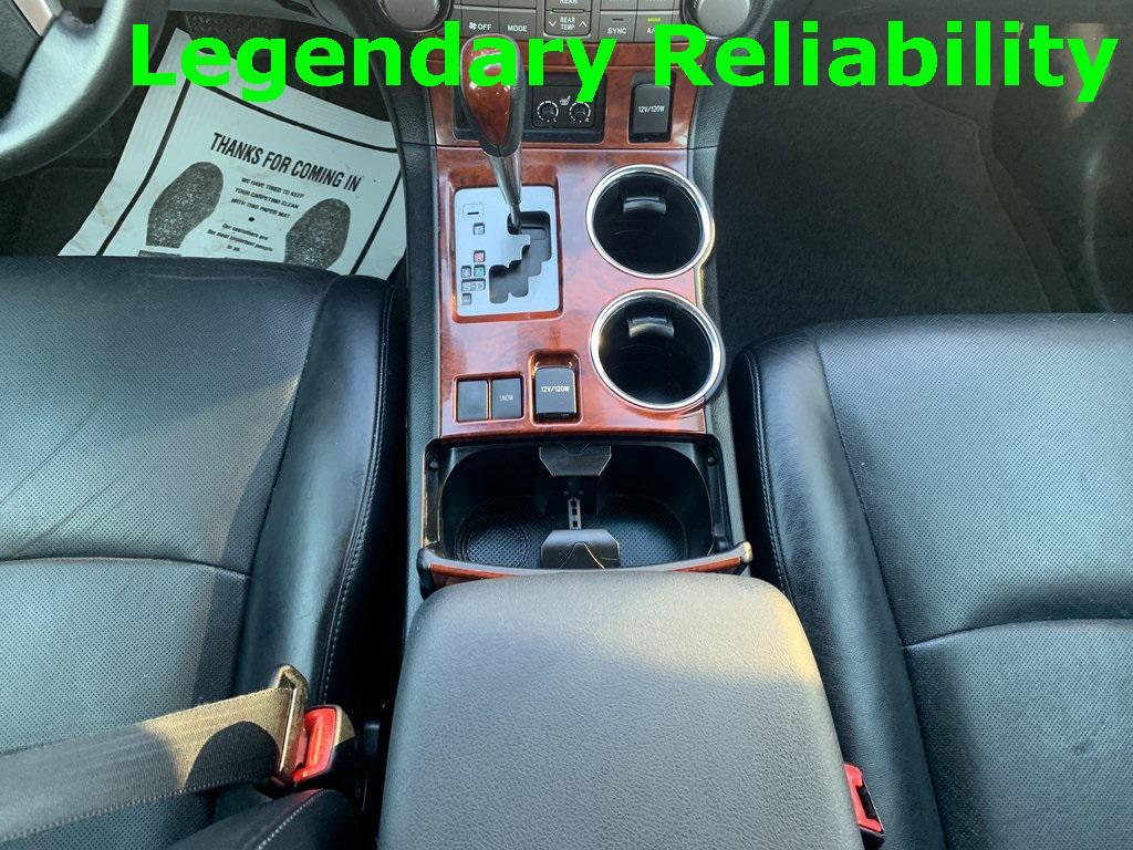 used 2013 Toyota Highlander car, priced at $13,546