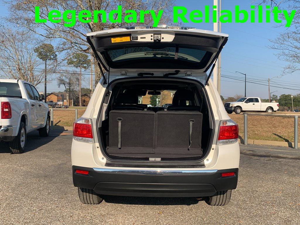 used 2013 Toyota Highlander car, priced at $13,546