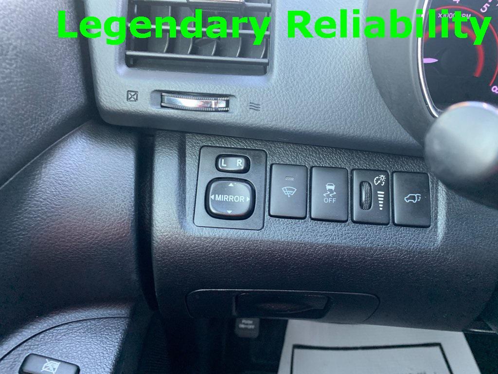 used 2013 Toyota Highlander car, priced at $13,546