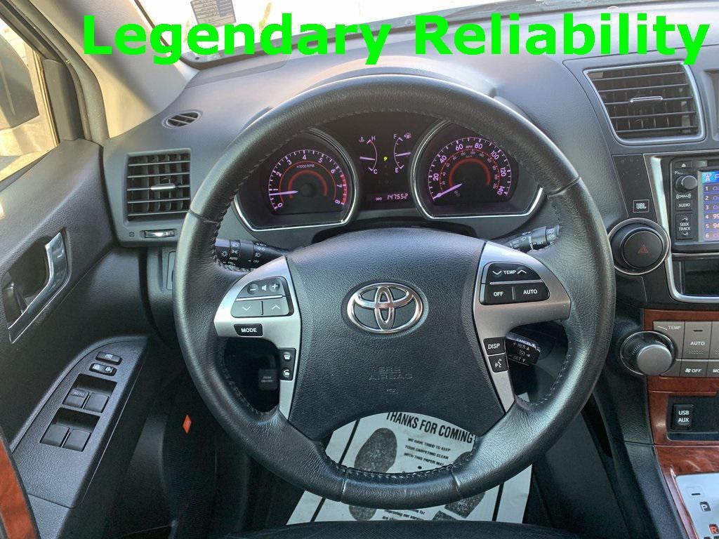 used 2013 Toyota Highlander car, priced at $13,546